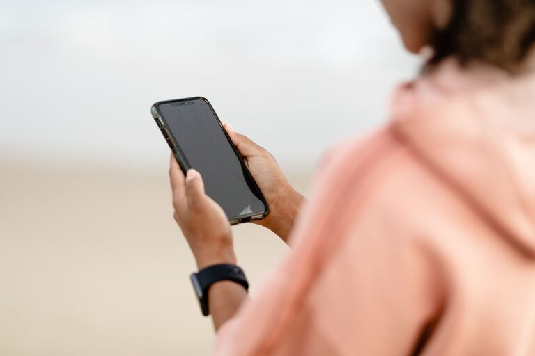 How to Maintain Healthy Phone Habits for a Balanced Life